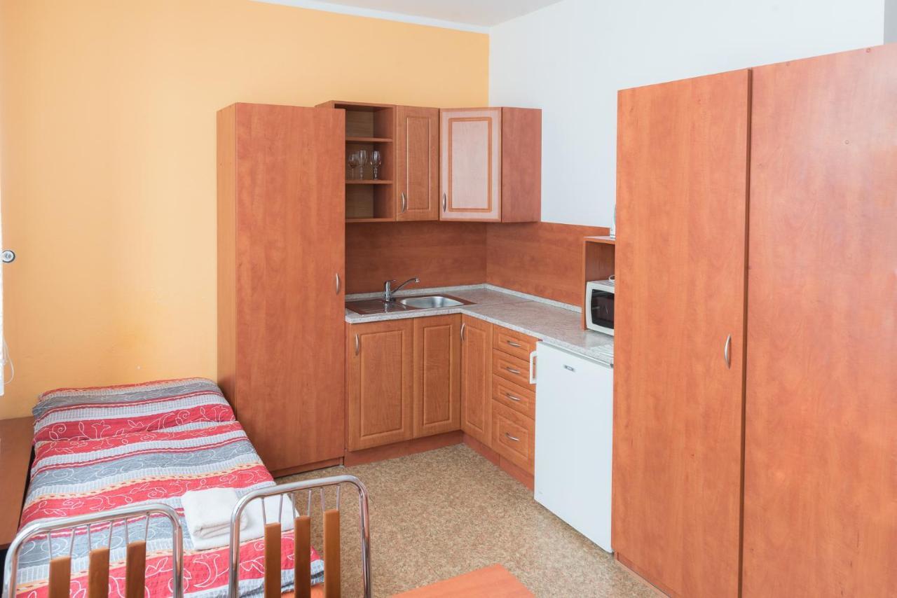 Penzion Lihovar *** Rouchovany Extérieur photo